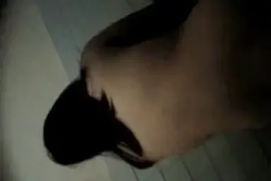 Aksi Ngintip Cewek Cantik Sedang Mandi Kamar
