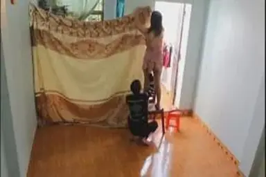 Momen Manja Tante Cantik Di Kamar